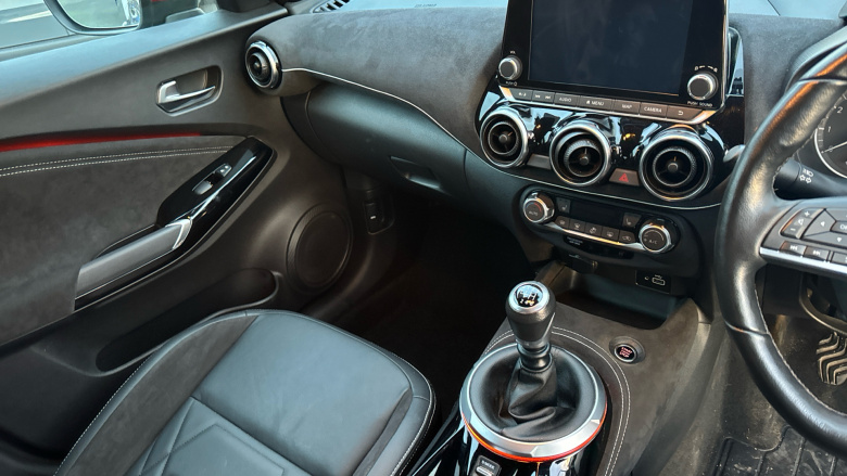 Nissan Juke 1.0 DiG-T 114 Tekna+ 5dr Petrol Hatchback